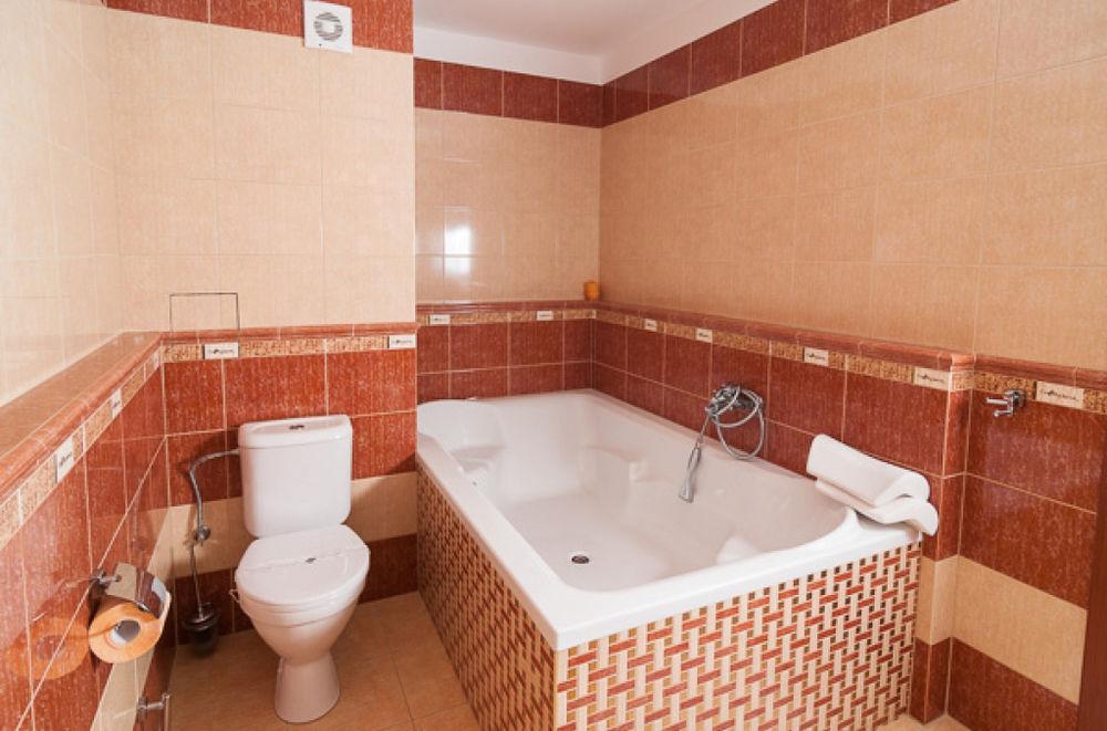 Hotel Radejov Knezdub Εξωτερικό φωτογραφία